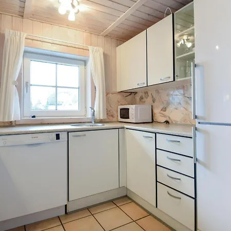 Holiday home Lovely In With Wifi