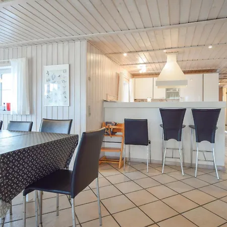 Casa vacanze Beautiful Home In Blavand With Sauna *